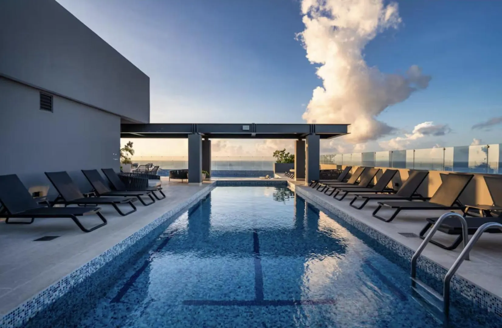 Luxury 1Br Condo-Amazing Oceanviews Prime Location Close To Beach Playa del Carmen